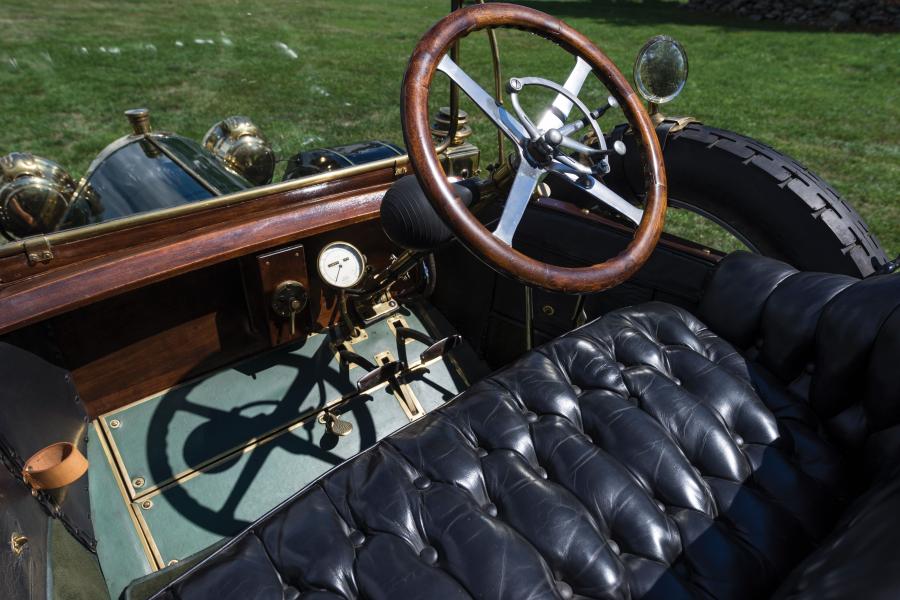 Торпедо Oakland Model 30 Touring 1912 года  (фото 1 из 19)